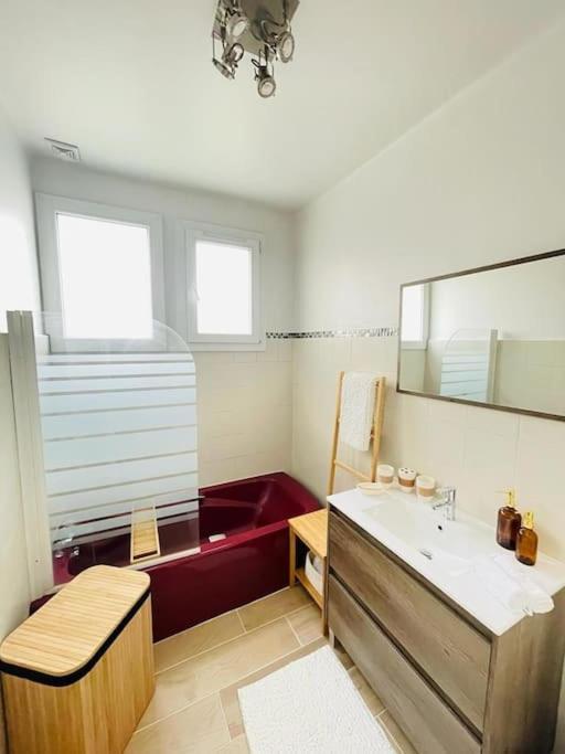 Superbe Appartement Avec Salle De Jeux Vaux-lès-Saint-Claude Dış mekan fotoğraf