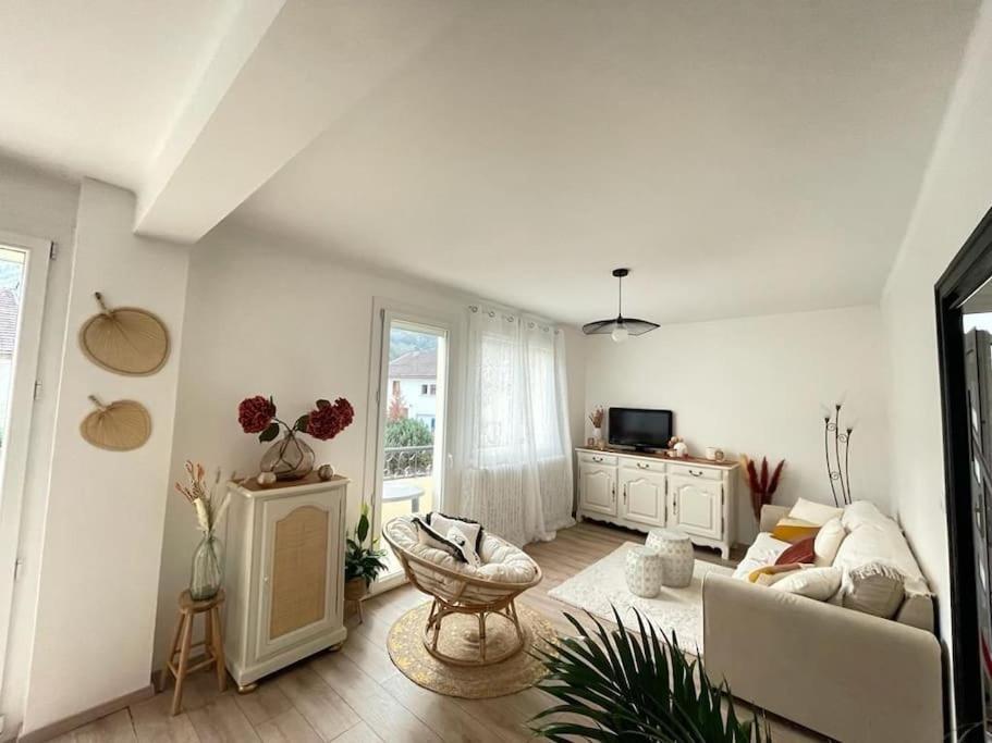 Superbe Appartement Avec Salle De Jeux Vaux-lès-Saint-Claude Dış mekan fotoğraf