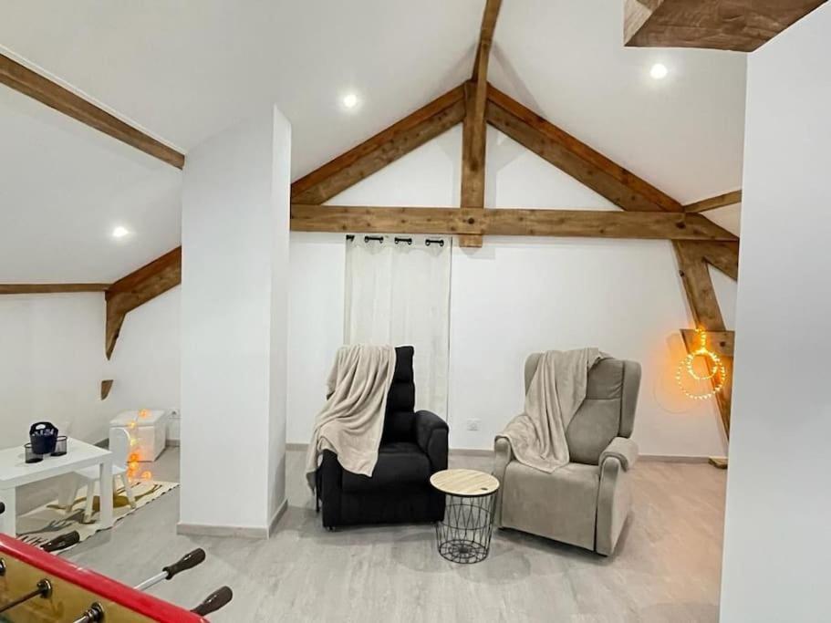 Superbe Appartement Avec Salle De Jeux Vaux-lès-Saint-Claude Dış mekan fotoğraf