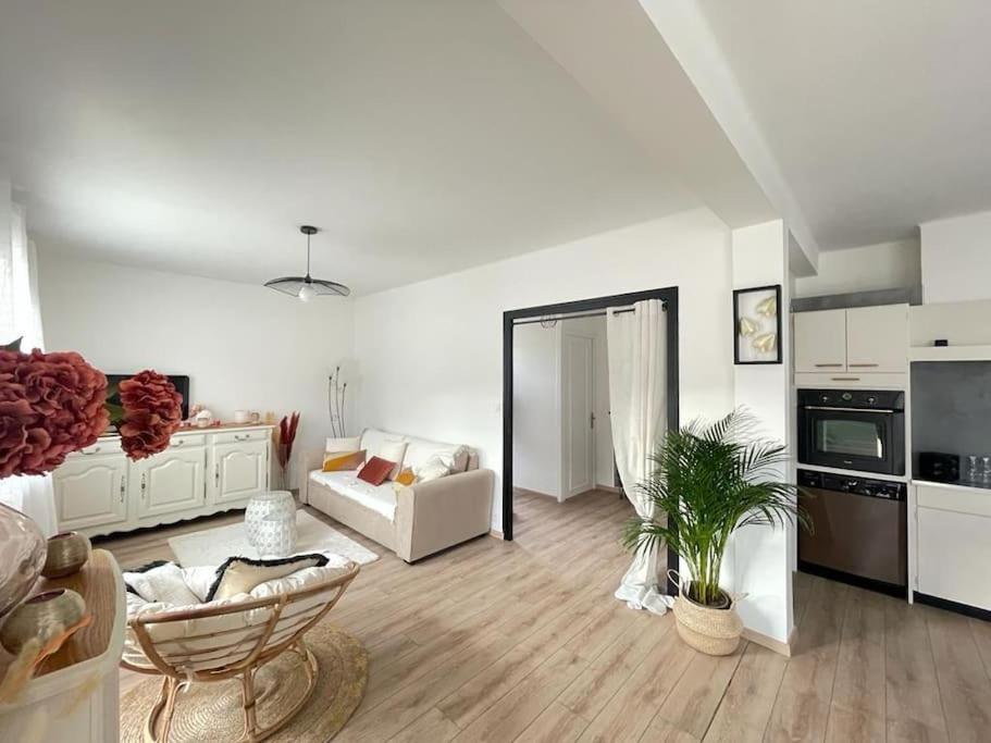 Superbe Appartement Avec Salle De Jeux Vaux-lès-Saint-Claude Dış mekan fotoğraf