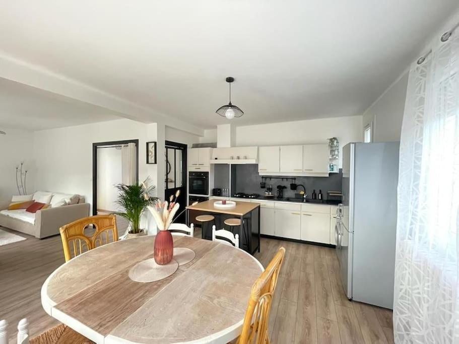 Superbe Appartement Avec Salle De Jeux Vaux-lès-Saint-Claude Dış mekan fotoğraf